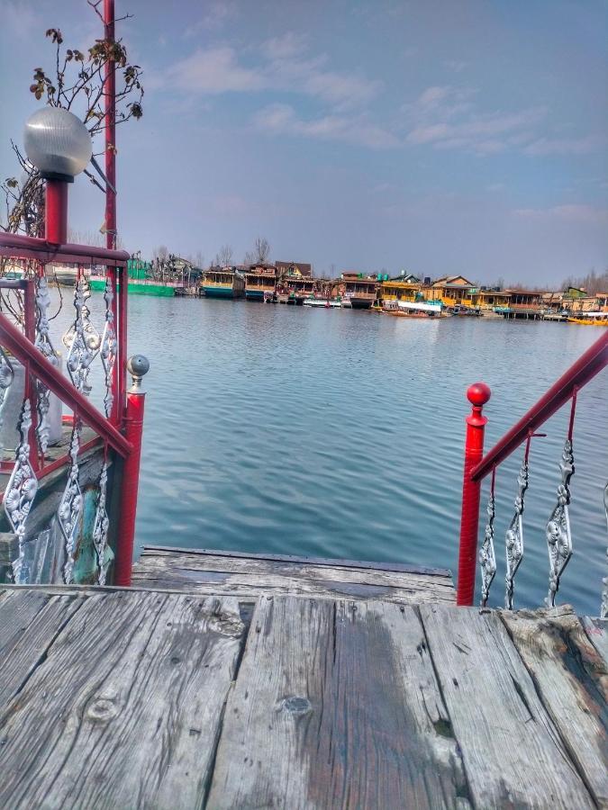 Lala Rukh Group Of Houseboats Ξενοδοχείο Σριναγκάρ Εξωτερικό φωτογραφία