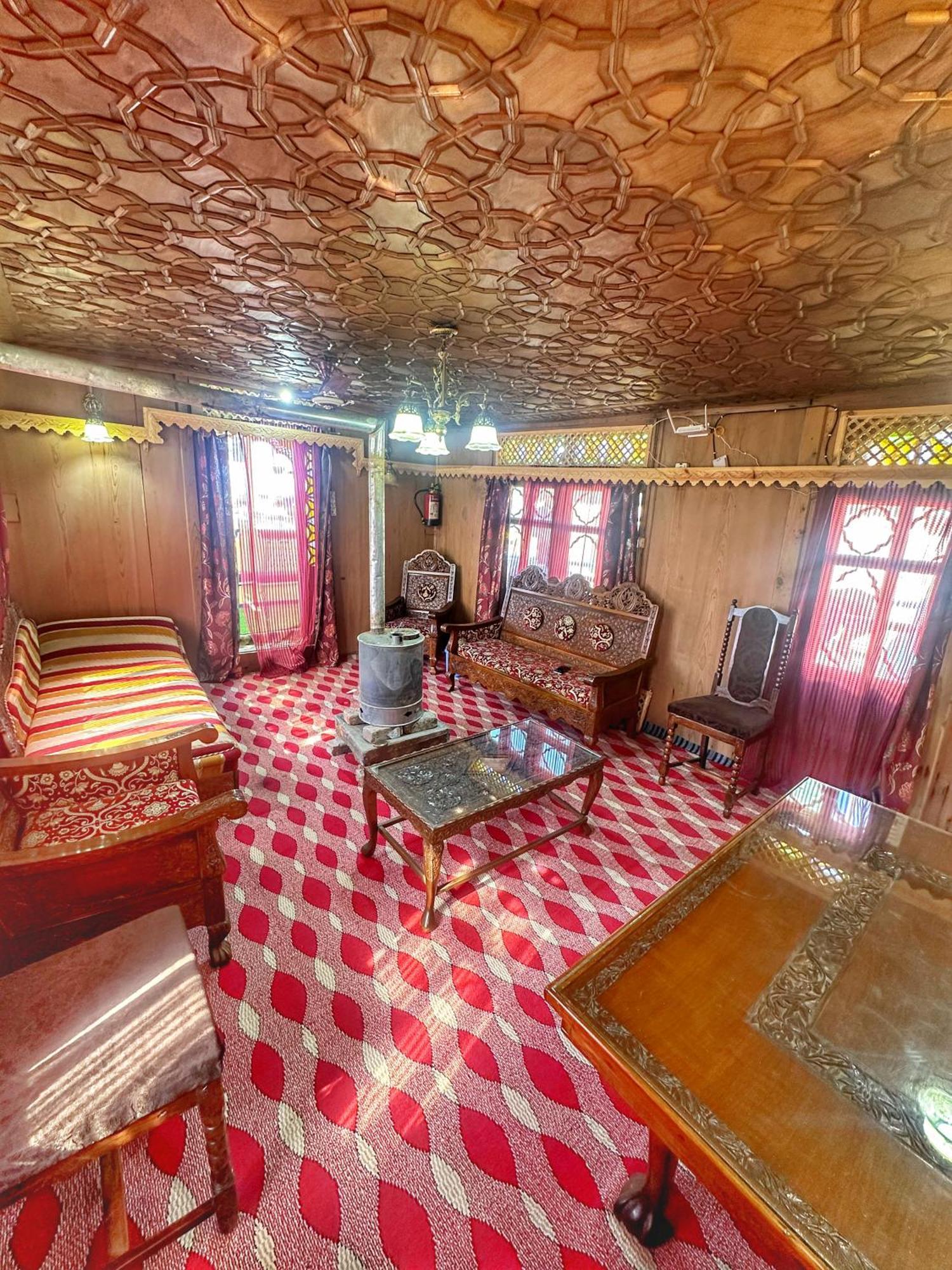 Lala Rukh Group Of Houseboats Ξενοδοχείο Σριναγκάρ Εξωτερικό φωτογραφία
